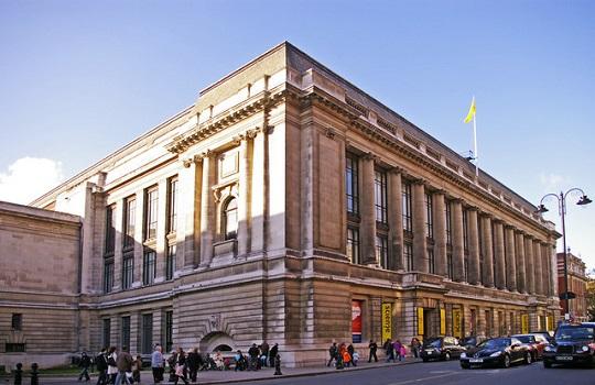 Science_Museum,_Exhibition_Road,_London_SW7_-_geograph