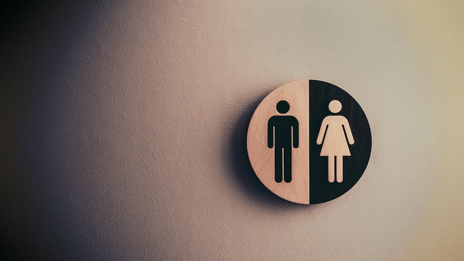 changing room signage